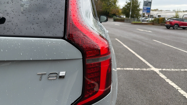 Volvo XC90 2.0 T8 PHEV Ultra Dark 5dr AWD Geartronic Estate